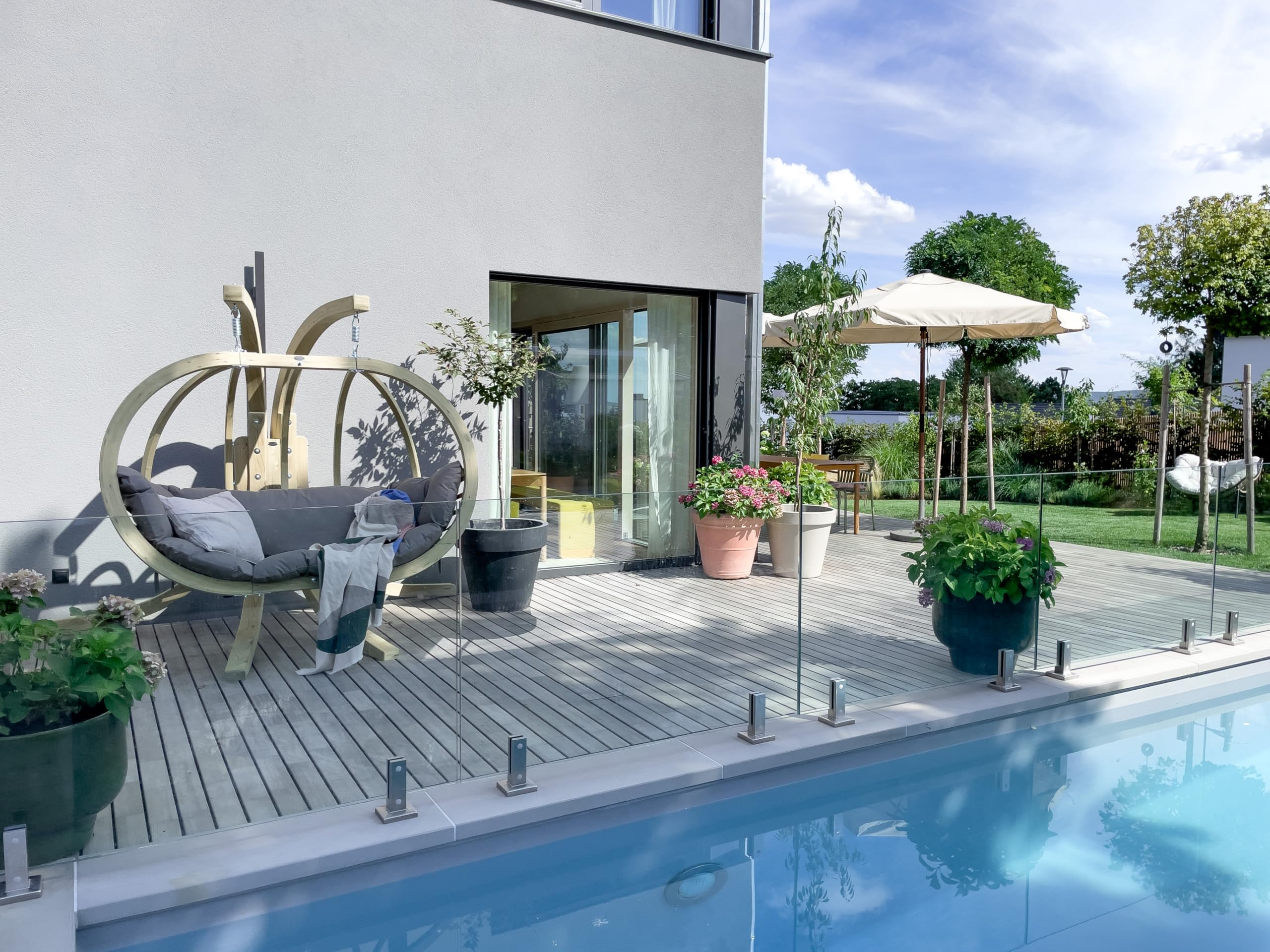 amazonas-globo-royal-chair-h-ngesessel-fsc-fichte-taupe-bis-200-kg-outdoor image 2
