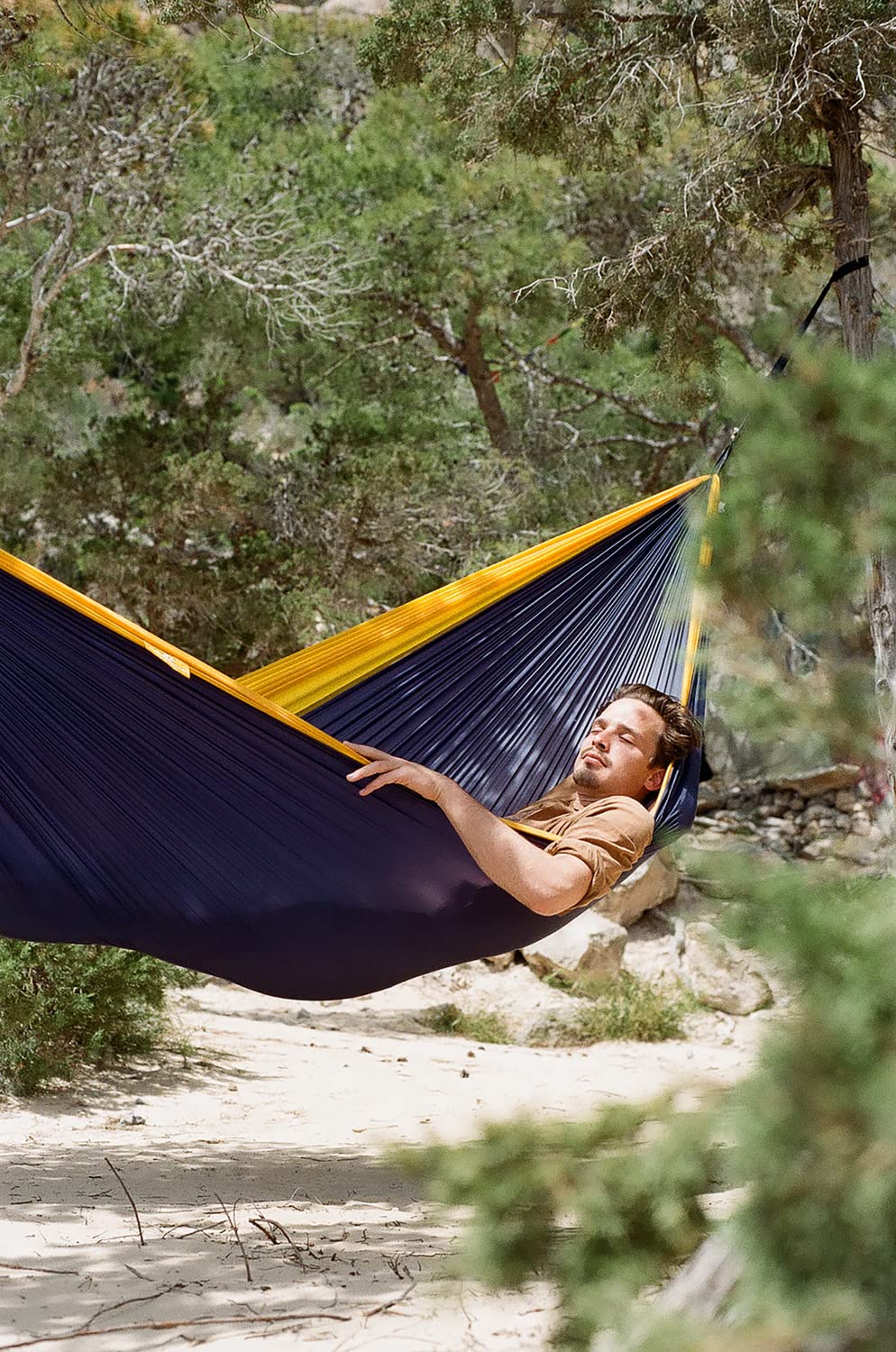 amazonas-adventure-hammock-xxl-nemo-gelb-blau-320-x-230-cm-200-kg image 5