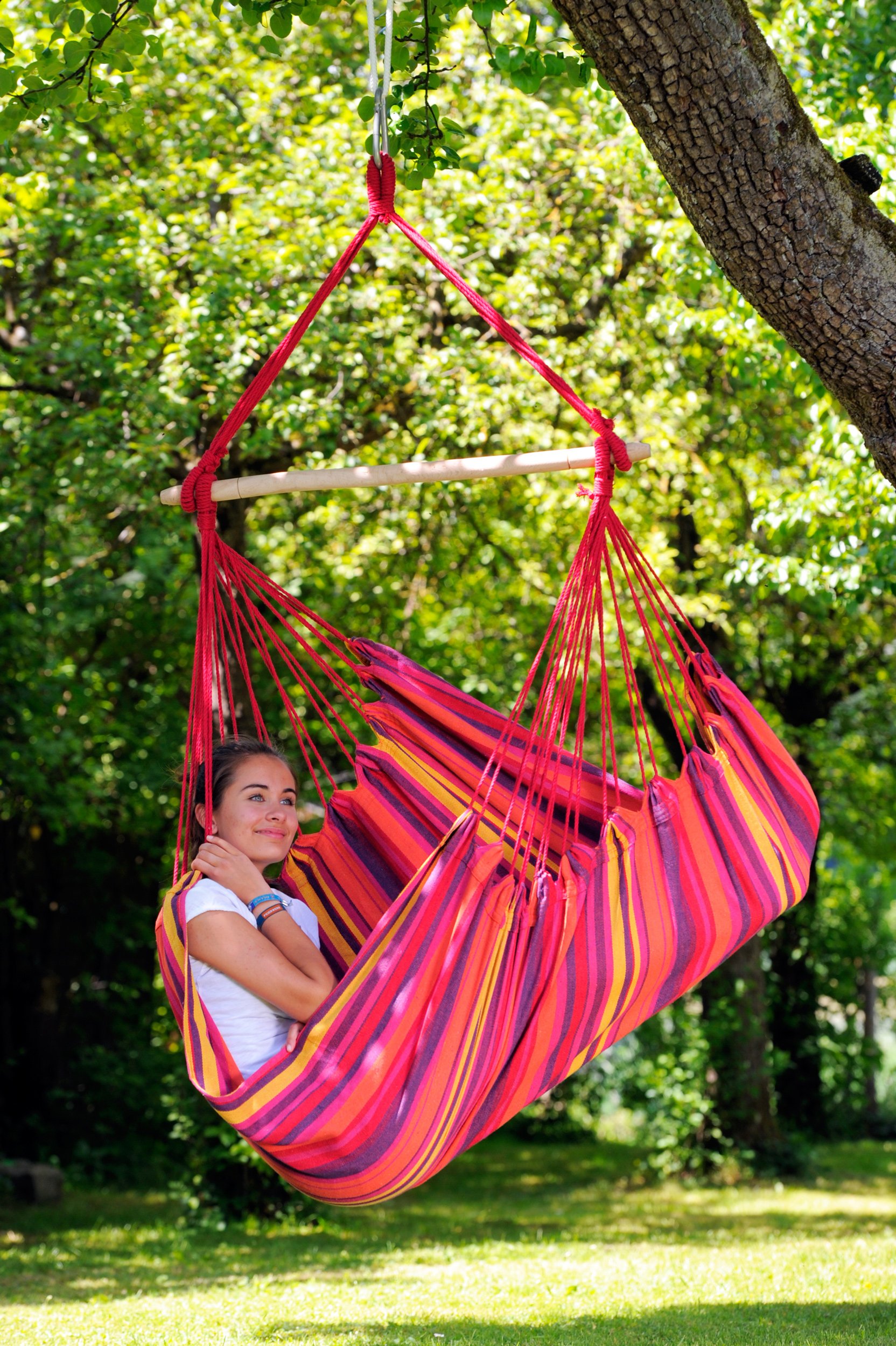 amazonas-h-ngesessel-relax-vulcano-buntgestreift-mit-holzstab-85-cm-bis-120-kg image 4